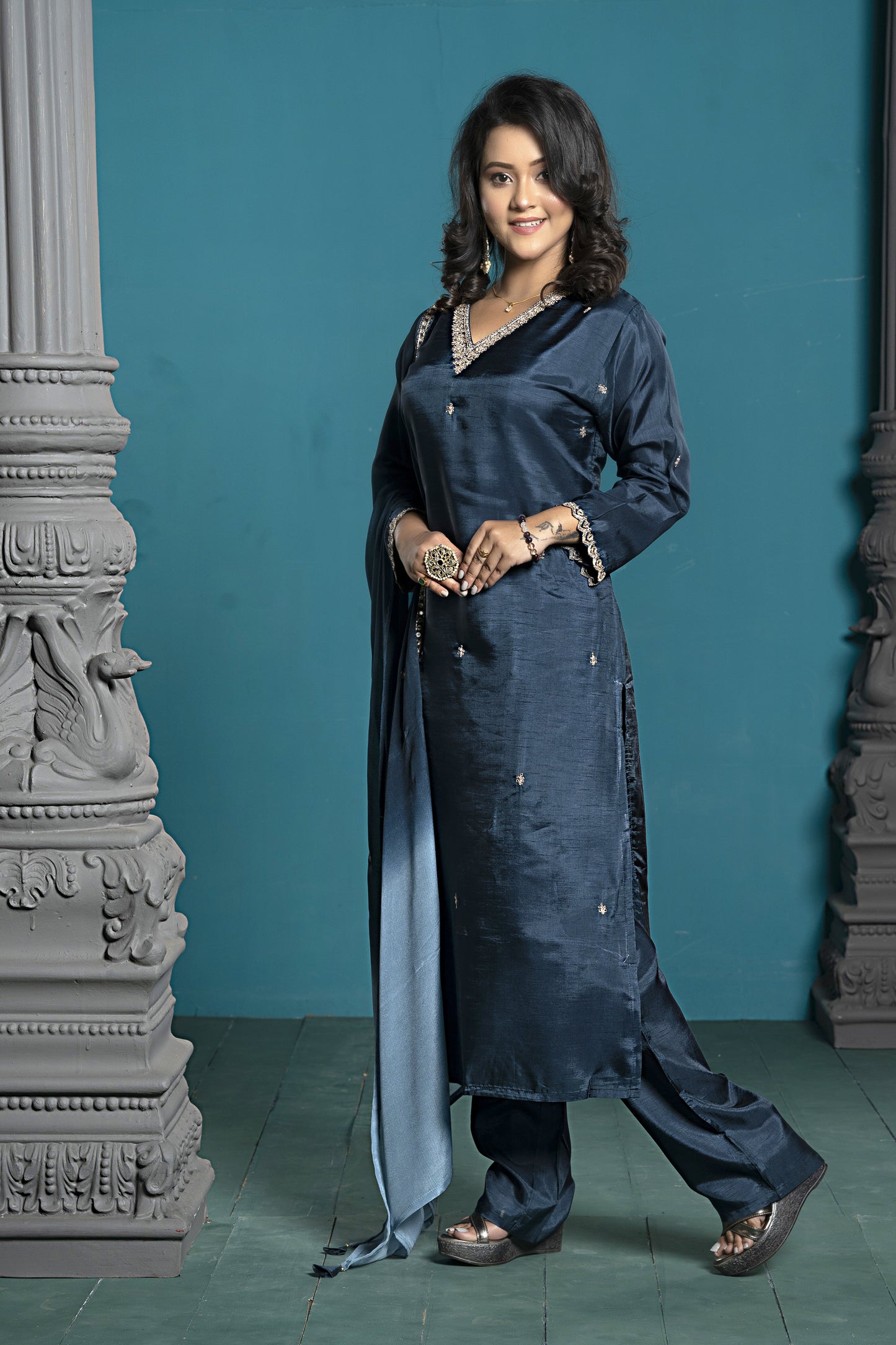 PF8003A - , Kurtis , Ethnic Clothing Hand Embroidery Kurta Sets Silk