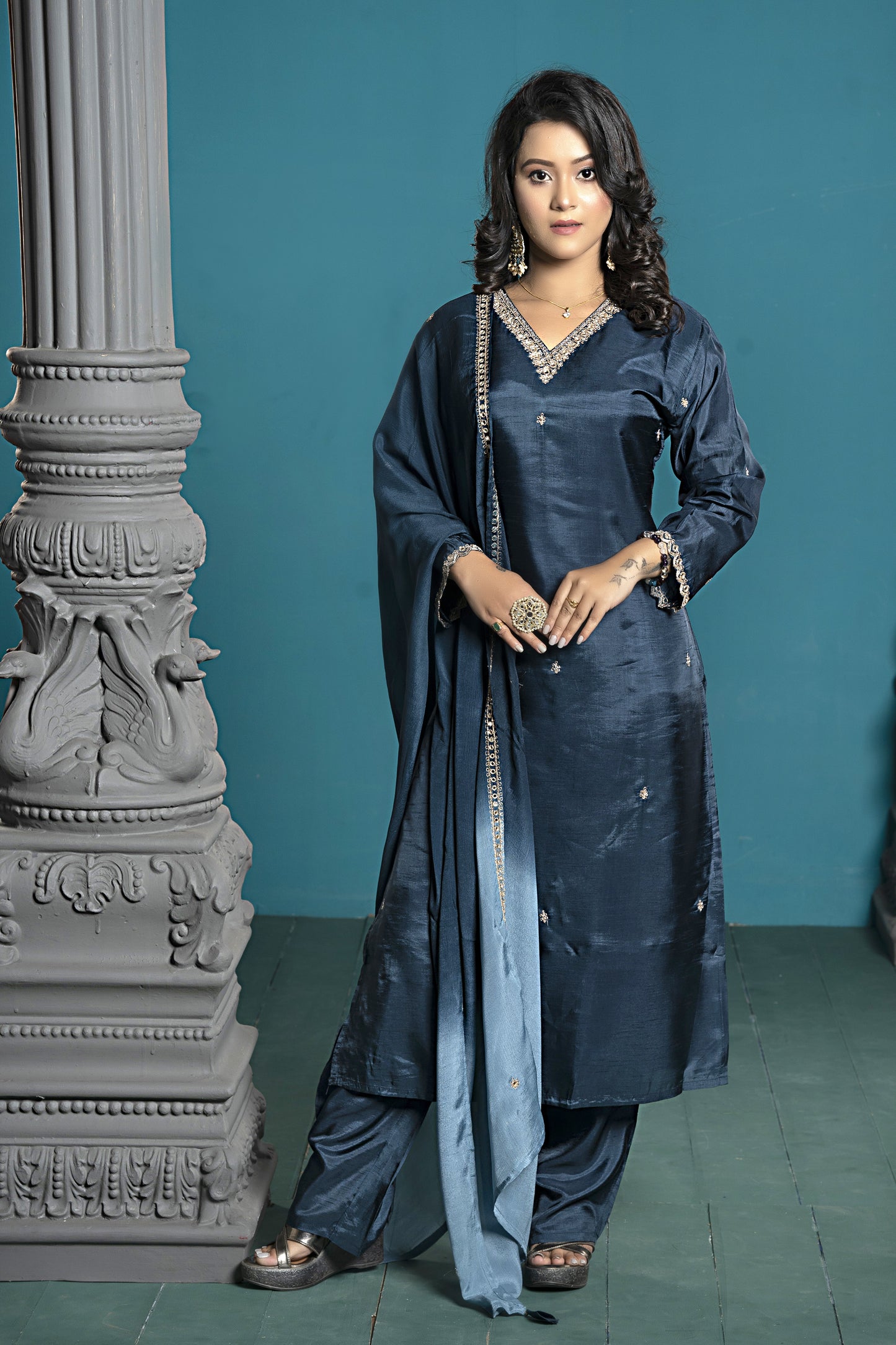 PF8003A - , Kurtis , Ethnic Clothing Hand Embroidery Kurta Sets Silk