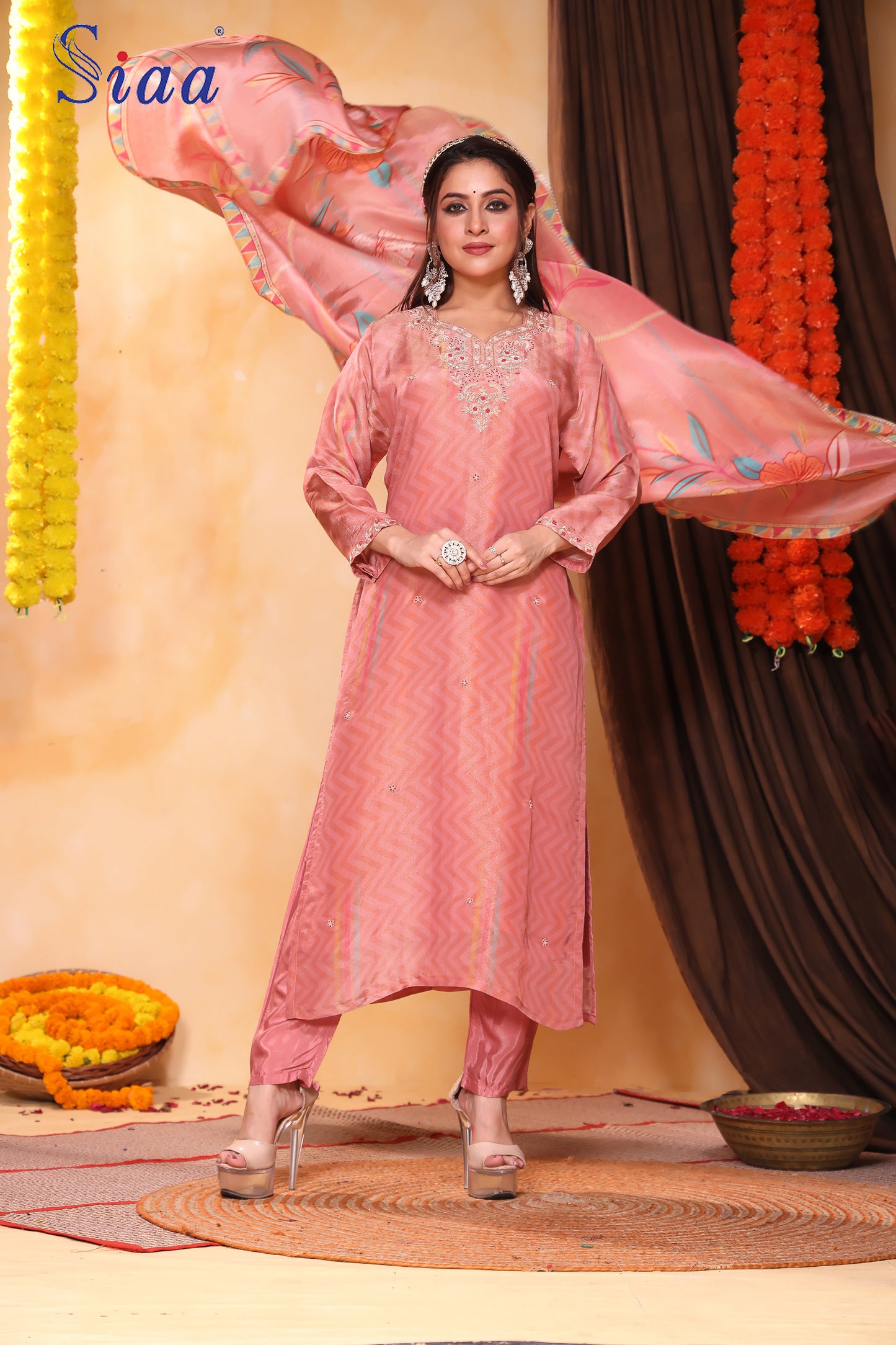 PF8516 - , , Ethnic Clothing Festive Collection Hand Embroidery Kurta Sets Printed Silk