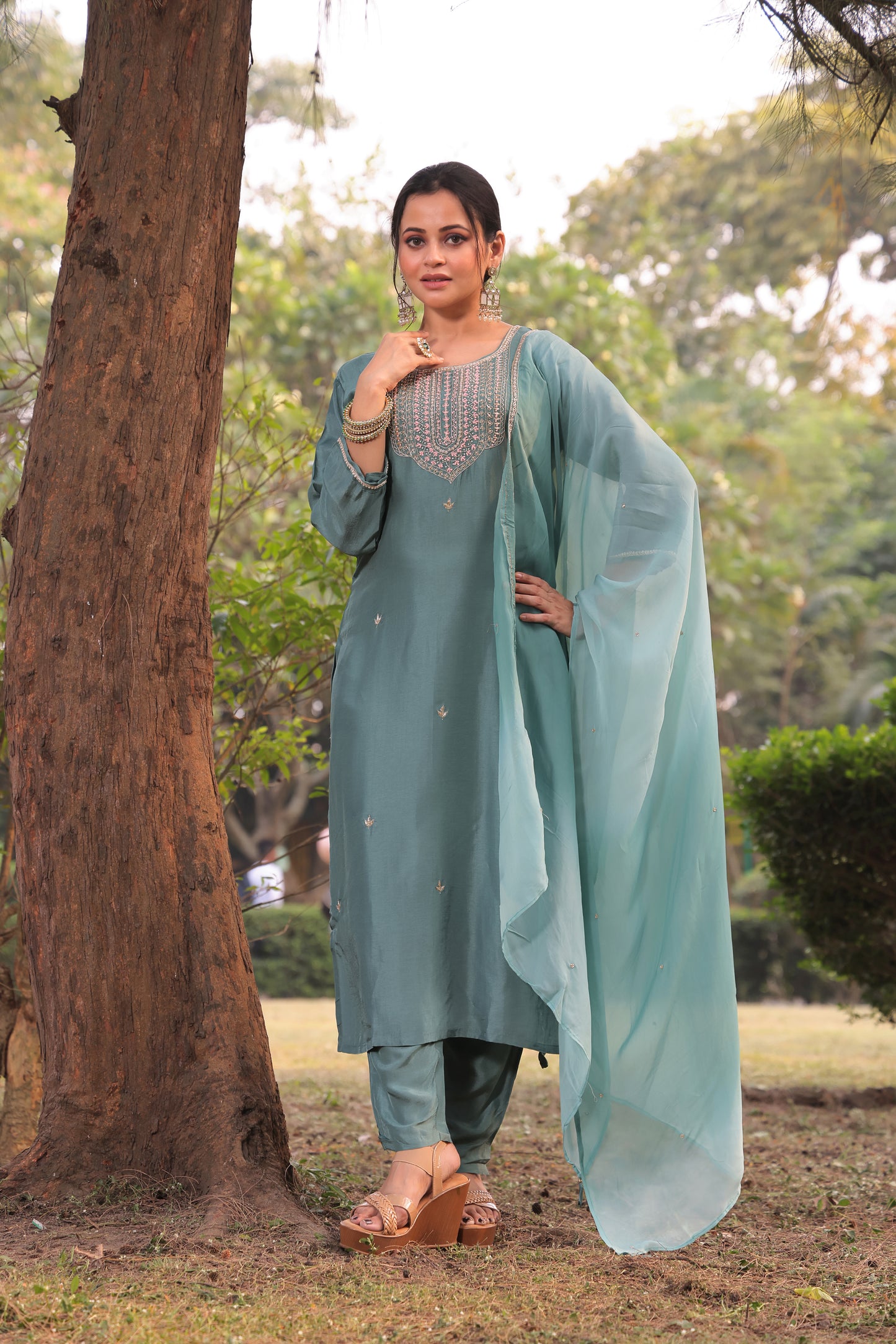 PF8530A - , , Ethnic Clothing Festive Collection fresh Release Hand Embroidery Kurta Sets Organza Silk