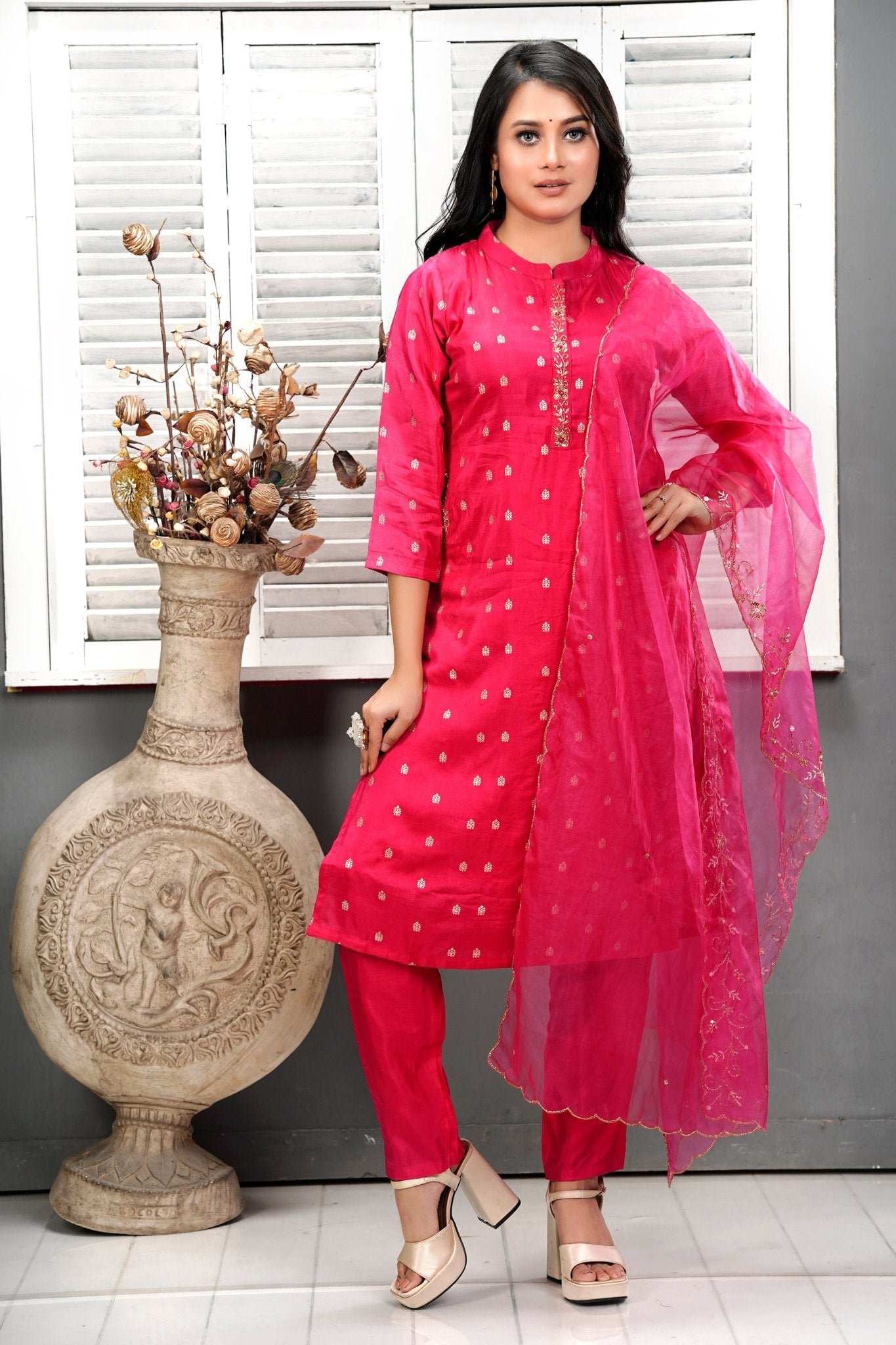 PF7116 Kurtis Ethnic Clothing Festive Collection Hand Embroidery Kurta Sets Silk