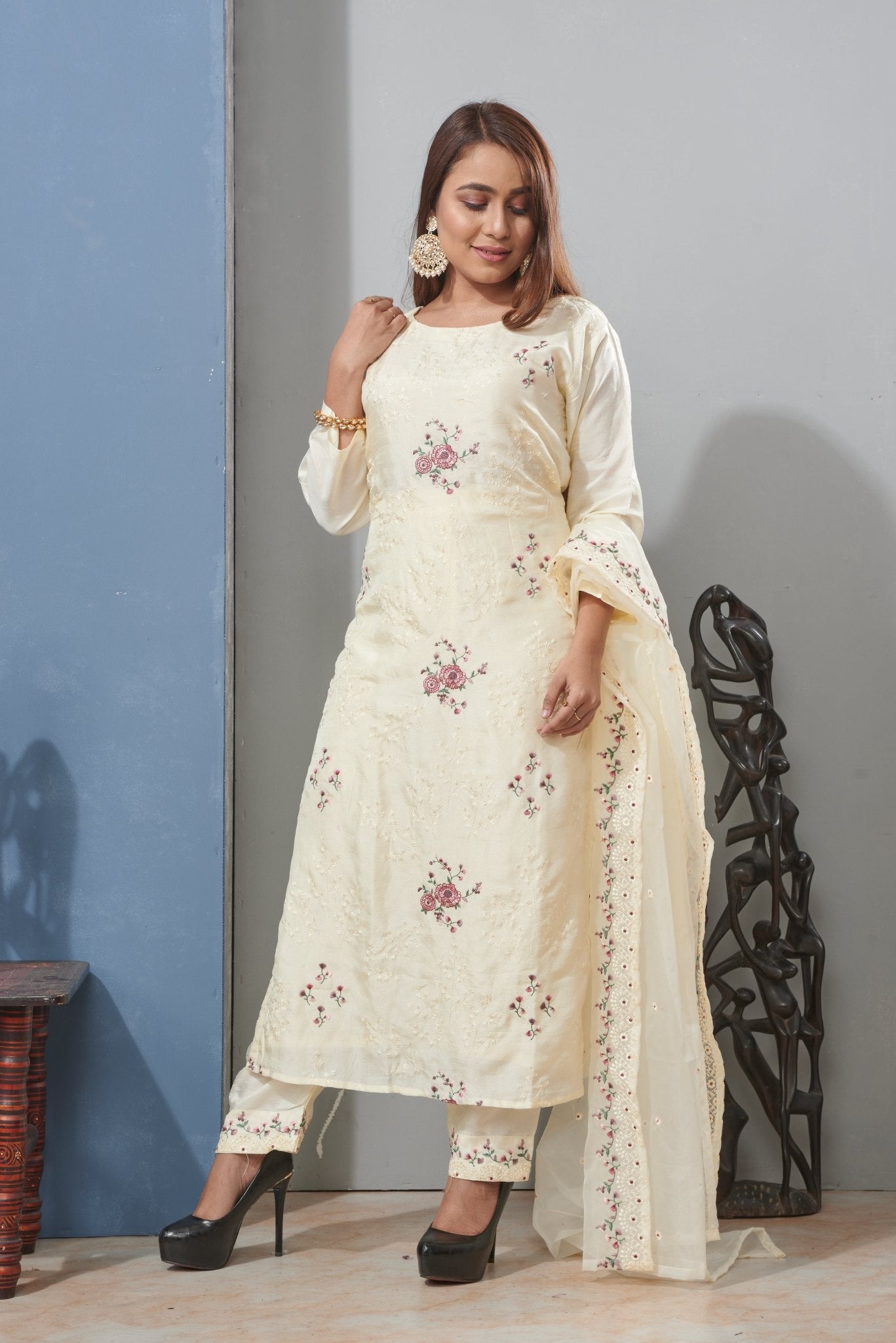 PF7142 Kurtis Ethnic Clothing Hand Embroidery Kurta Sets Silk