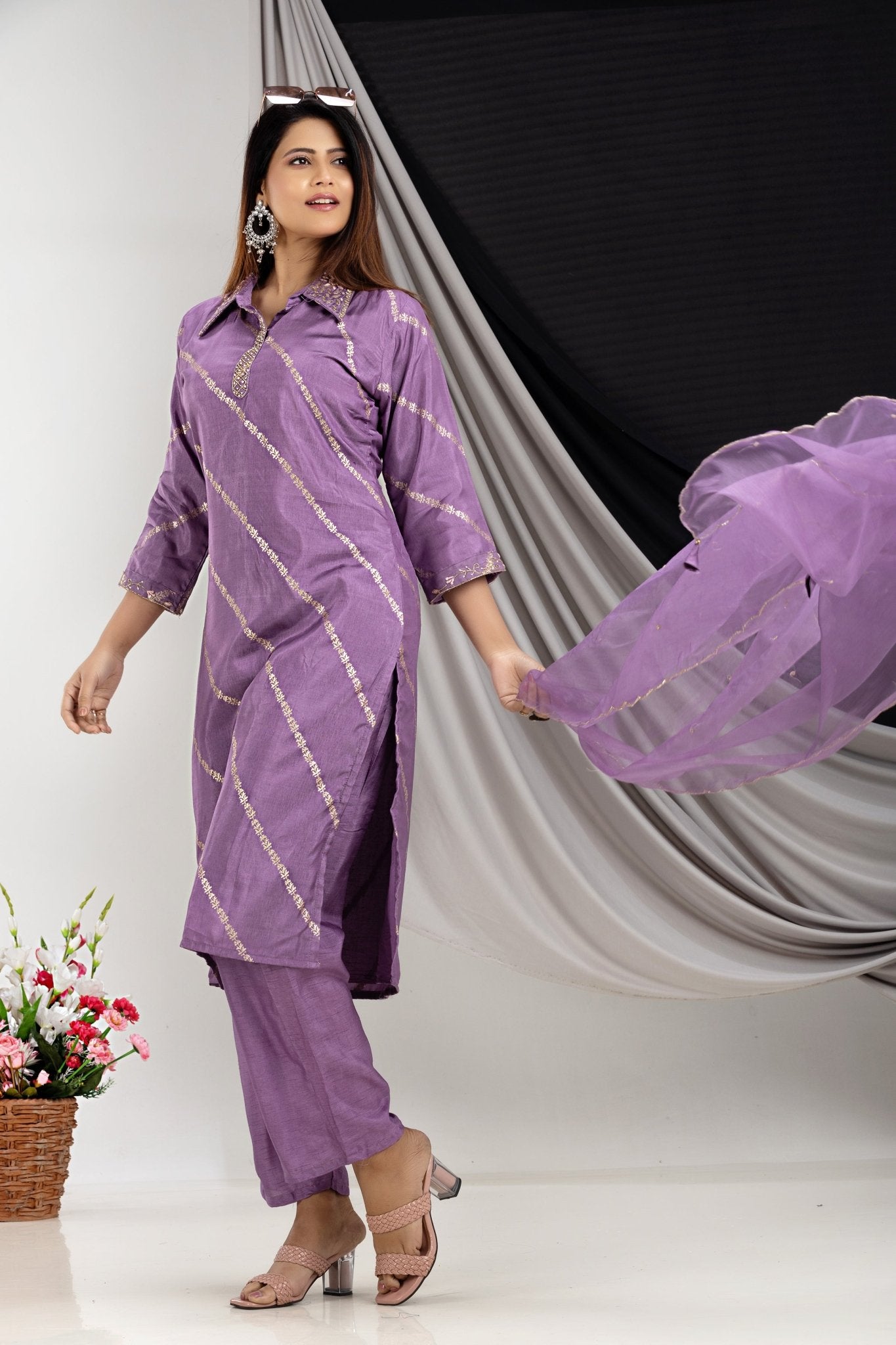 PF7146D Lavender Kurtis Ethnic Clothing Hand Embroidery Kurta Sets Silk