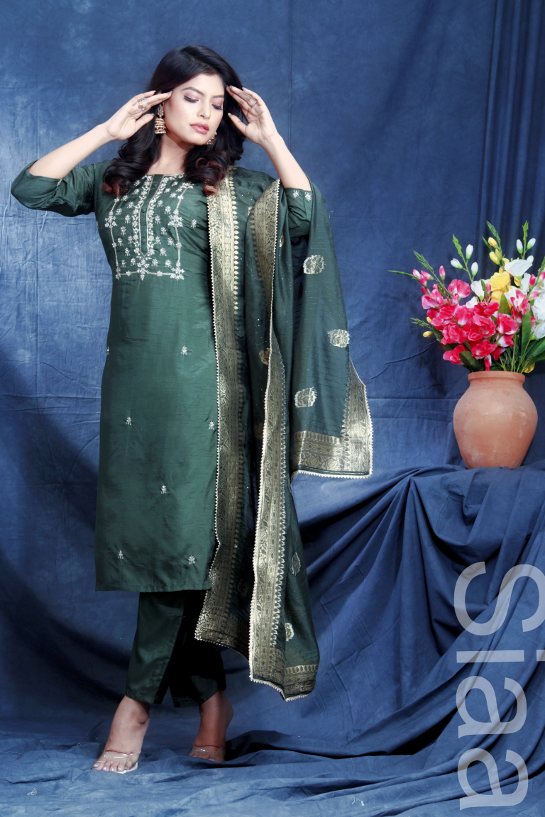 PF7219A Green Kurtis Banarasi Ethnic Clothing Festive Collection Hand Embroidery Kurta Sets Silk