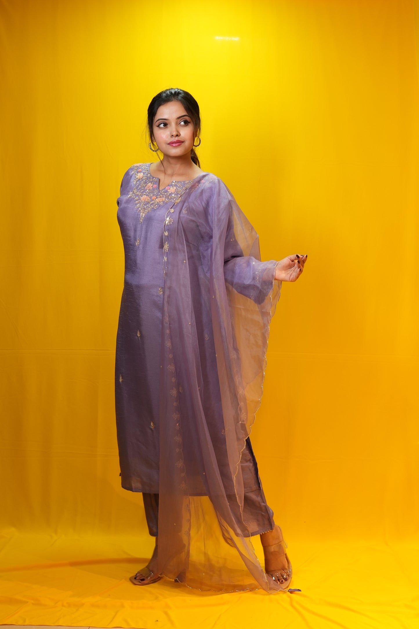 PF7273A Kurtis Ethnic Clothing Hand Embroidery Kurta Sets Silk