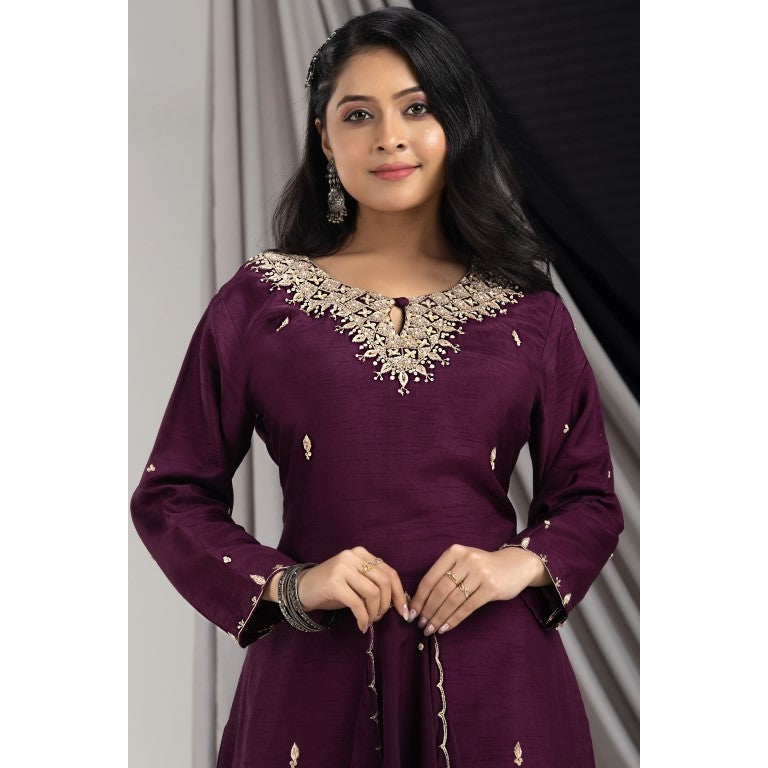 PF7710 - , Kurtis , Ethnic Clothing Hand Embroidery Kurta Sets Silk