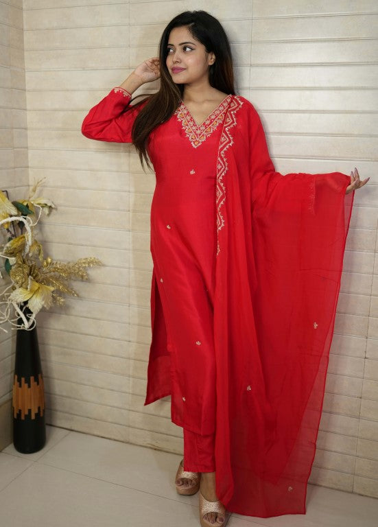 PF7748 Kurtis Ethnic Clothing Hand Embroidery Kurta Sets Silk