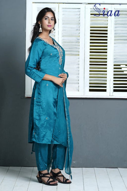 PF8077 Kurtis Ethnic Clothing Hand Embroidery Kurta Sets Silk