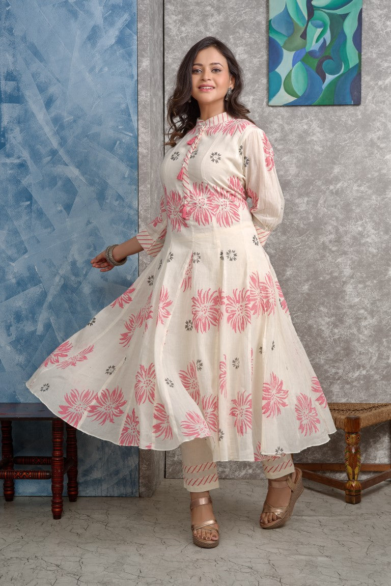 PF8208 - Peach , Kurtis , Cotton Ethnic Clothing Kurta Sets Printed