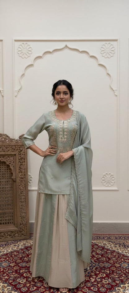 Short Kurta, Dupatta & Kali Skirt